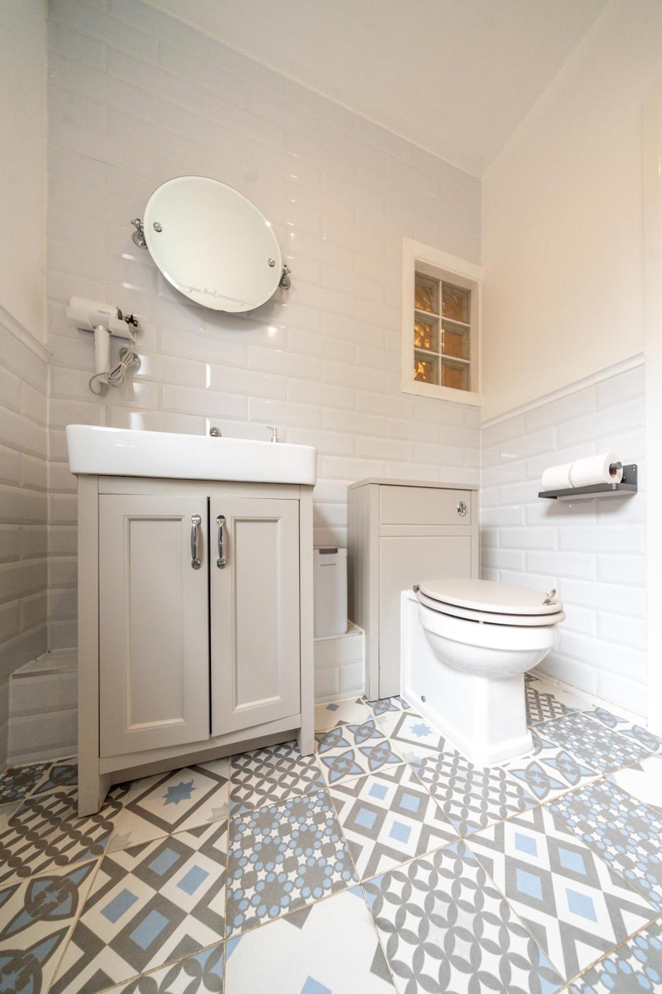 Beautiful 2 Bedroom With Private Garden In Wimbledon - Minutes From Central 런던 외부 사진