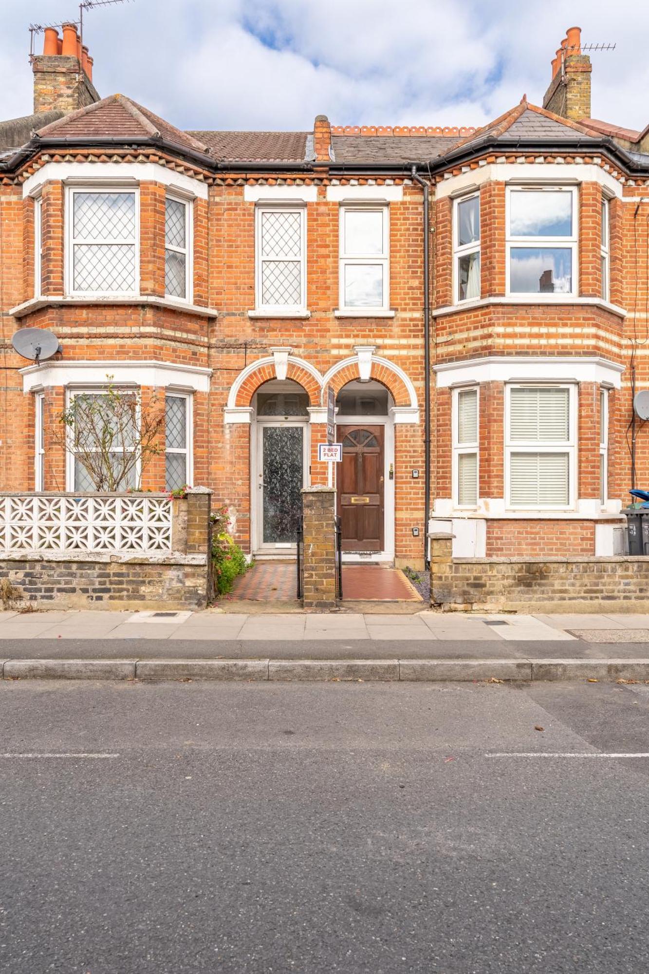 Beautiful 2 Bedroom With Private Garden In Wimbledon - Minutes From Central 런던 외부 사진